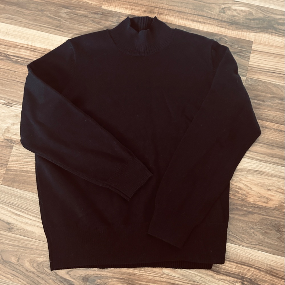 Old Navy Mock Turtleneck Sweater - Size Large